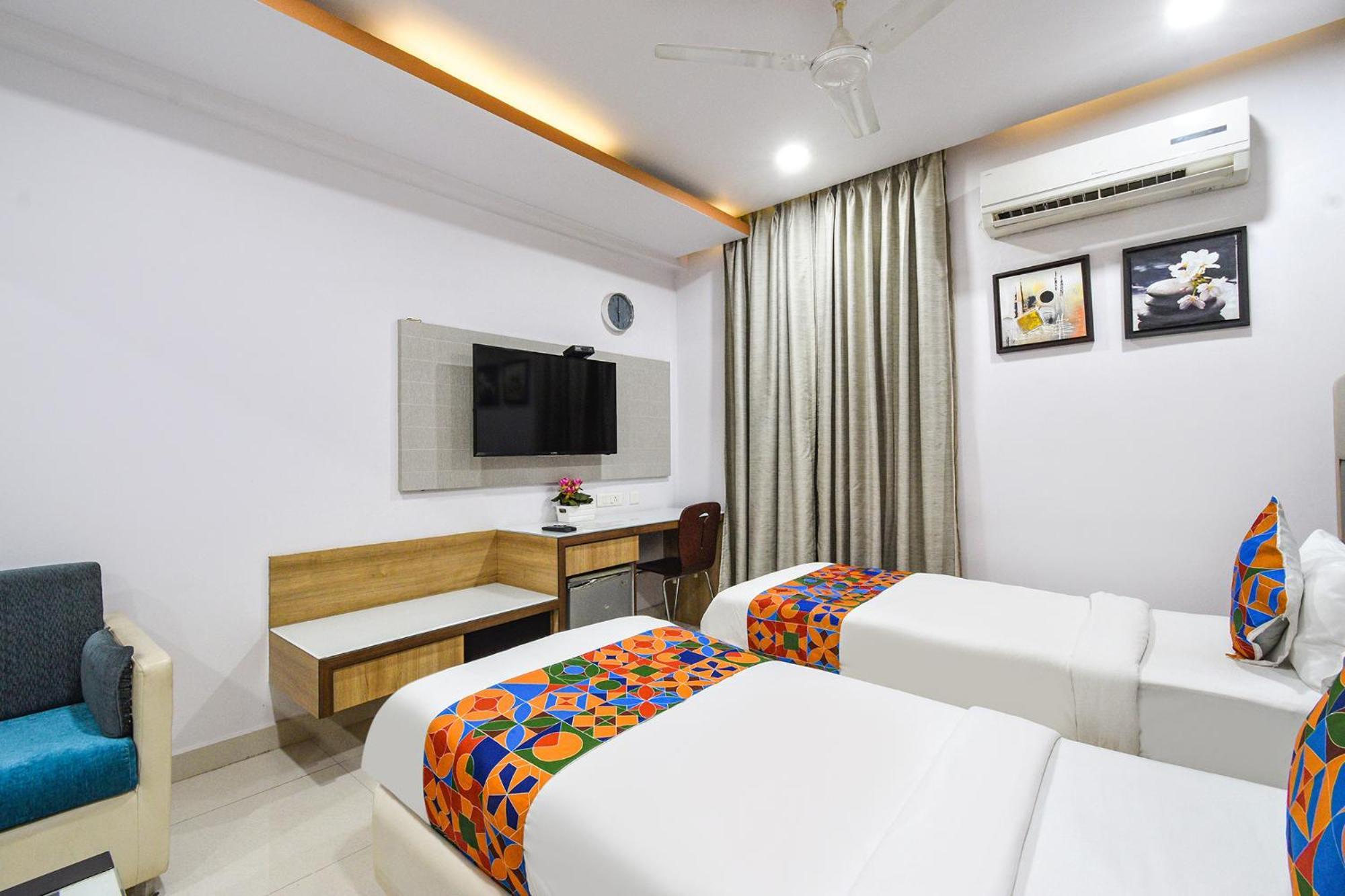 Fabhotel Aditya Homes - Nr Isb, Gachibowli Hyderabad Eksteriør bilde